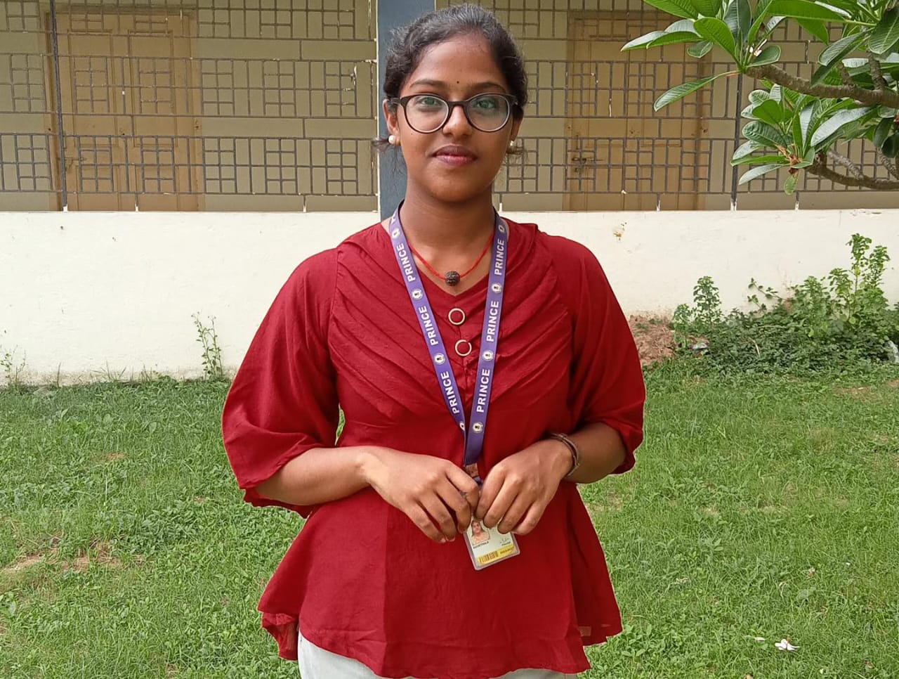 Suvetha E